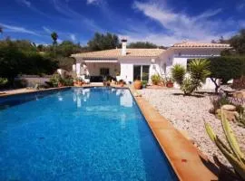 Exquisite Villa in Viñuela