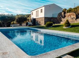 Casa Com Piscina no Coração do Douro - Domaine Casa Valença,，位于杜罗河畔瓦伦萨的酒店