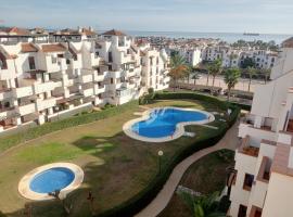 Apartamento playas de Vera con vistas al mar，位于维拉的酒店