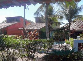 Praia Bangalô Hotel Ticino，位于桑塔克鲁茨卡巴利亚的酒店
