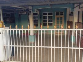 MieHomestay Bukit payong，位于Bukit Payong的酒店