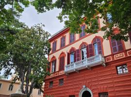 VILLA GLAUER - D'AMICO，位于东塞斯特里的酒店