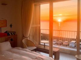 KAMOME SLOW HOTEL the COMPACT，位于淡路的酒店