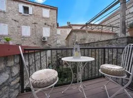 OLD TOWN Budva apart 3 with balcony