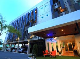 Cool Residence - SHA Plus，位于普吉镇琅山附近的酒店