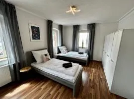 OhPardon! GAILDORF - Monteurwohnung im EG, Einzelbetten, Loggia & Garten