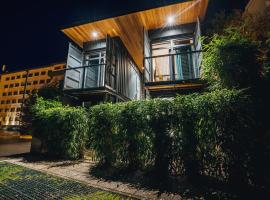 City Glamping by ONE66 Hotel