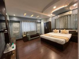 Hotel Sundaram Palace，位于西里古里巴格多格拉机场 - IXB附近的酒店