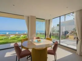 Seaside Tranquility and Urban Luxury - Stylish Duplex in Torremolinos w jacuzzi