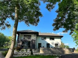 Riverside Residence，位于Trstice的酒店