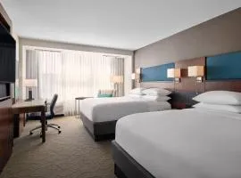 Delta Hotels by Marriott Milwaukee Northwest