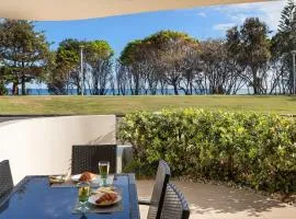 Waterview Beachside Apartment - Palms 2