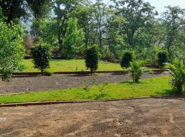 Sai sawali Resorts and Farmstay，位于内拉尔的酒店