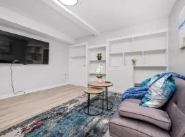 CenterStreet-Cozy 2bedroomSuite