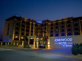 JOHNWOOD HOTEL by Bolton，位于Wuse纳姆迪·阿齐基韦国际机场 - ABV附近的酒店