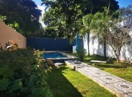 Residencia Maya con Hermosa Alberca y Jardines