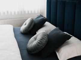 Studio apartman Aurora，位于贾科沃的酒店