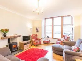 4 Bed in Brodick CA381