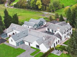 Rachel's Farm luxury escapes with Hots Tubs，位于Buchlyvie的酒店