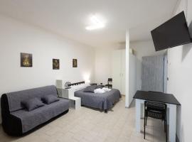 [Centro-10min] Design Loft, Free Wi-Fi，位于弗利的酒店