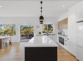 Treetops At Copacabana Accom Holidays，位于Copacabana的酒店
