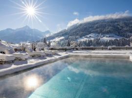 Alpbacherhof Mountain & Spa Resort，位于阿尔卑巴赫的酒店