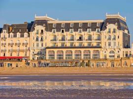Le Grand Hotel de Cabourg - MGallery Hotel Collection，位于卡布尔Cabourg Casino附近的酒店