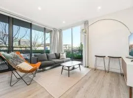 Penrith 3Br apt close toTrain station & Shopping