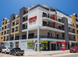 福利普尔酒店，位于拉古纳的酒店
