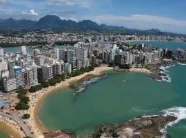 Apto 2 Quartos - Prédio de Frente para o Mar - Sem Vista