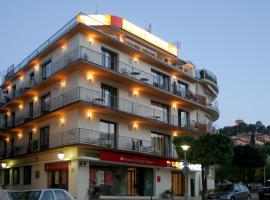 Apartamentos El Sol II，位于滨海托萨的酒店