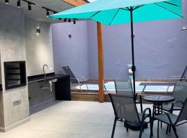 Casa com piscina completa no ABC，位于圣贝尔纳多-杜坎普的酒店