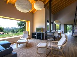 Espectacular casa con encanto para familias y grupos，位于奥伦塞的酒店