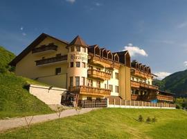Hotel Bránica，位于别拉的酒店
