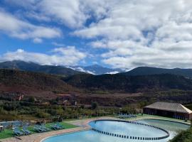 Panorama Complex，位于泰赫瑙特的酒店