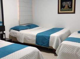 Hotel Mykonos Manta，位于曼塔埃洛伊·阿尔法罗国际机场 - MEC附近的酒店