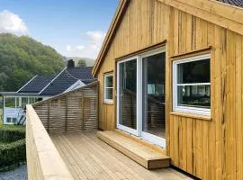 2 Bedroom Stunning Home In Lyngdal