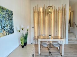 Ferienwohnungen auf Halbinsel Scheid in direkter Ufernähe，位于Scheid的酒店