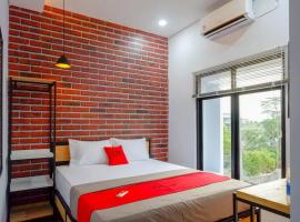 RedDoorz near Universitas Muhammadiyah Purwokerto 2，位于Kembaran的酒店