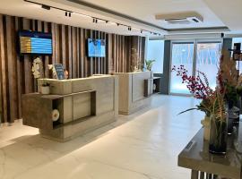 阿比让伊沃特尔酒店，位于阿比让的酒店
