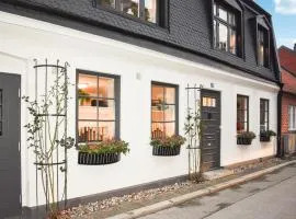 1 Bedroom Amazing Apartment In Ystad