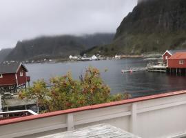 Buodden Rorbuer - Fisherman Cabins Sørvågen，位于索尔瓦根的度假屋