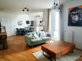 EXIGEHOME-Appartement de standing aux portes de PARIS，位于克利希的家庭/亲子酒店