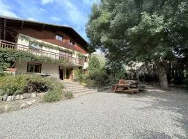 Appartement 3 pièces avec jardin et parking à Le Monêtier-les-Bains - FR-1-330F-226