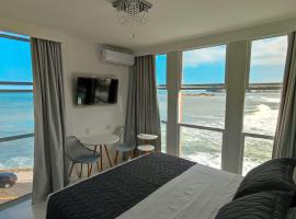 Grand Hotel Guarujá - A sua Melhor Experiência Beira Mar na Praia!，位于瓜鲁雅的酒店