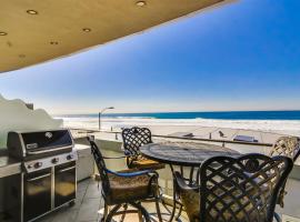Ocean view, two-level condo with stunning view, decks, fast WiFi & fireplace，位于圣地亚哥的酒店