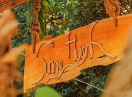 ღ Forest Beach Retreat ღ Sunny Huynh Studio ღ，位于富国的山林小屋