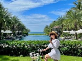 Phu Quoc villa in Marina Resort beach swimming pool，位于富国的酒店