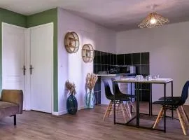 NG SuiteHome - Lille I Roubaix Barbieux I Montesquieu - Appartement 3 chambres - Netflix - Wifi - Kitchenette