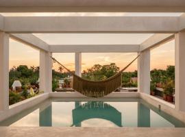 Hotel Sureño Yucatan，位于梅里达的酒店